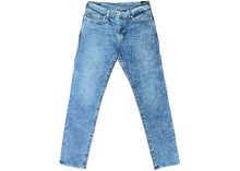 Load image into Gallery viewer, True Religion Geno No Flap Relaxed Slim Jeans “Light Wash”