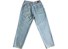 Load image into Gallery viewer, Tommy Hilfiger Medium Light Wash Jeans