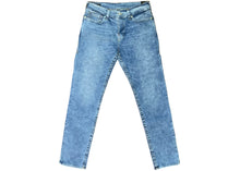Load image into Gallery viewer, True Religion Geno No Flap Relaxed Slim Jeans “Light Wash”
