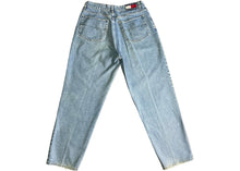 Load image into Gallery viewer, Tommy Hilfiger Medium Light Wash Jeans
