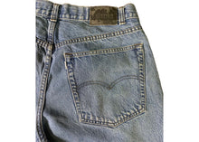 Load image into Gallery viewer, Levi&#39;s Baggy SilverTab Light Wash Jeans
